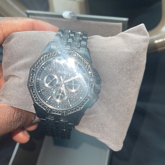 A bulova watch from Kay jewelers. Wore a couple times no more than 3 times. New. - Picture 4 of 11